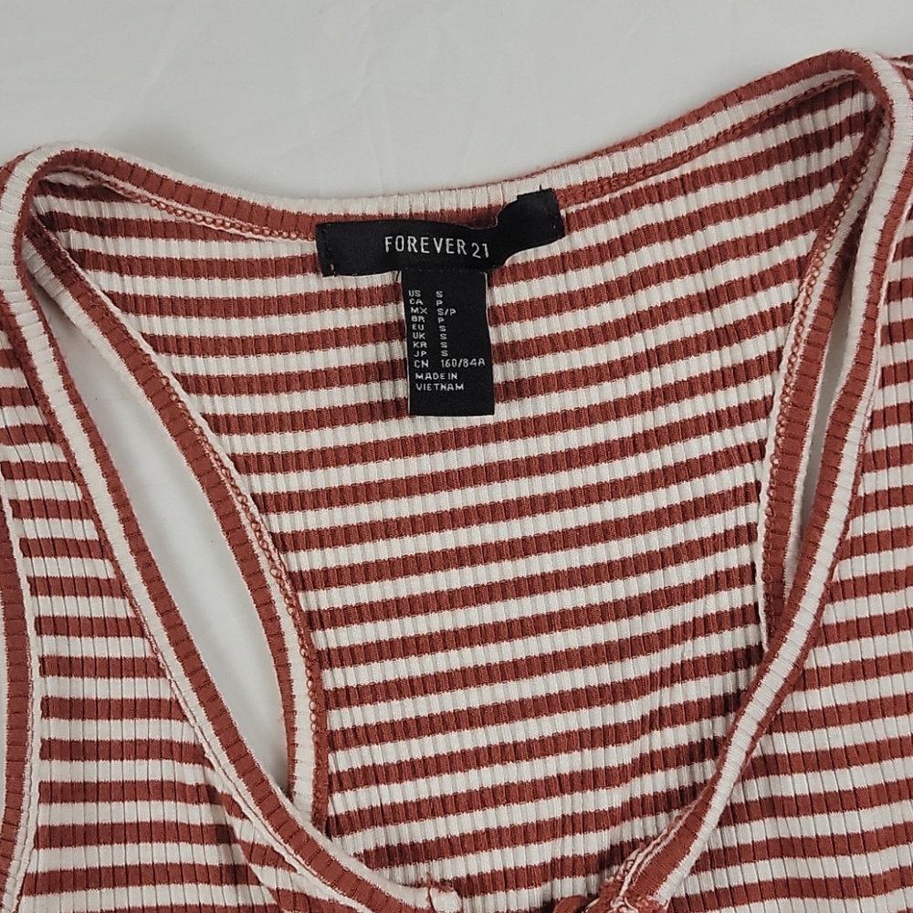 Forever 21 striped crop top small - Picture 3 of 4
